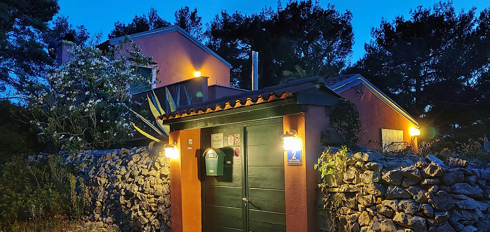44 House entrance