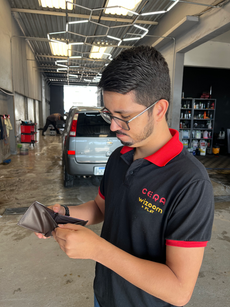 Como precificar sem achismo: checklist em 5 passos para cobrar o preço certo e não perder clientes!