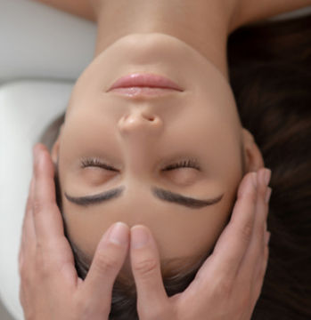 Ana Maria PEREZ carte de visite (65 x 65 mm)_edited_edited.jpg