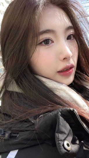 💎 민서 (Minseo) – 교환학생 21살 ✌️🤍