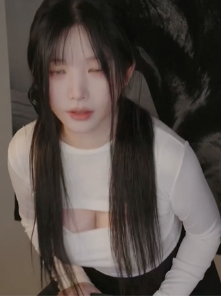 윤잉 승마기 운동 cleavage riding machine yoonying korean model fitness reaction asianboji maxxx