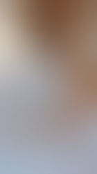 쏘블리 2026 달력 – 하이레그 바디수트 착용 후 무릎 꿇은 정면 포즈, 부드러운 조명 아래 자연스러운 곡선 강조