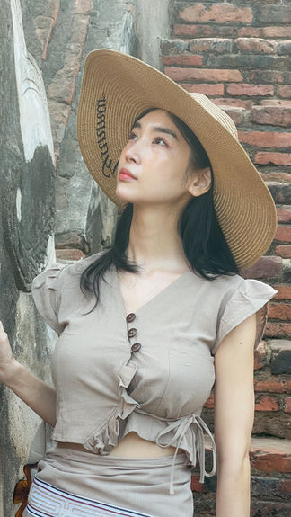 이지 Leezy 베트남 프라이빗 트립 벽돌 위 낮 풍경