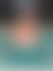 Yonu1201 욕조 안에서 상반신 노출하며 카메라를 바라보는 모습