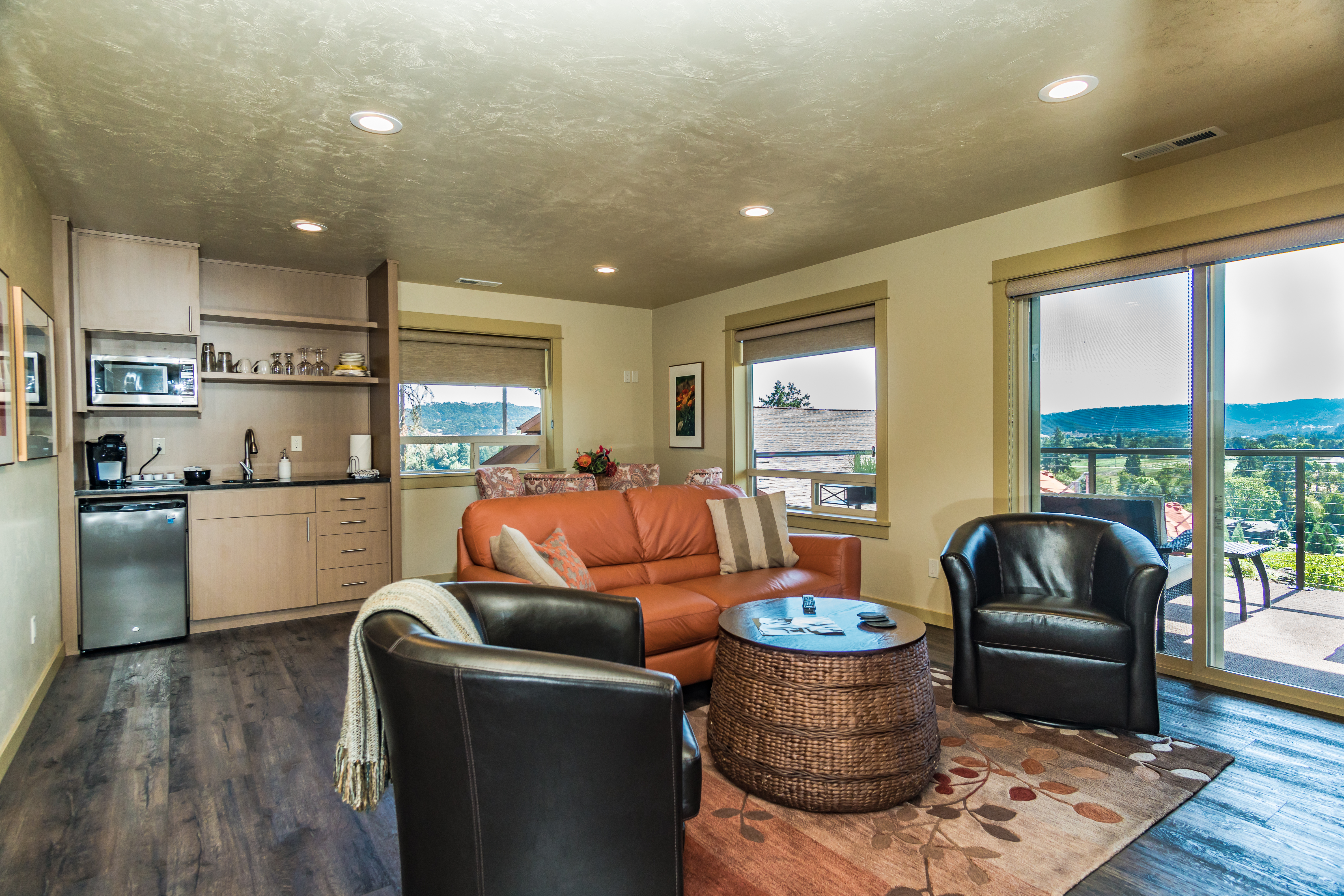 Cooper Ridge Vineyard Guest House 2