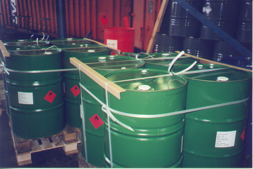 DRUMS_ON_PALLET_3