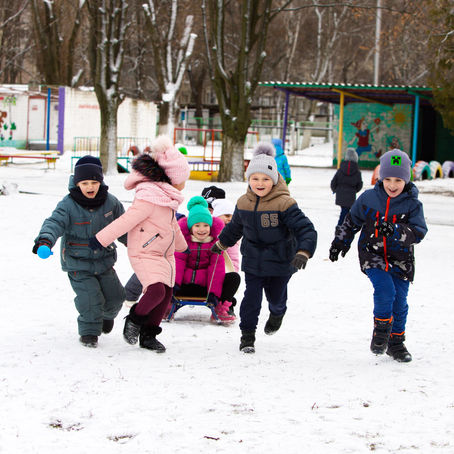 ЗИМОВІ РОЗВАГИ В ДИТСАДКУ
