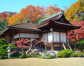 A serene mountaintop villa with exquisite gardens, offering stunning views of Kyoto’s natural beauty.