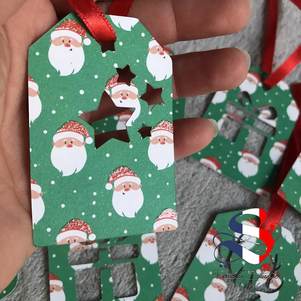 Miniature : Lot de 12 étiquettes de Noël - Pères Noël