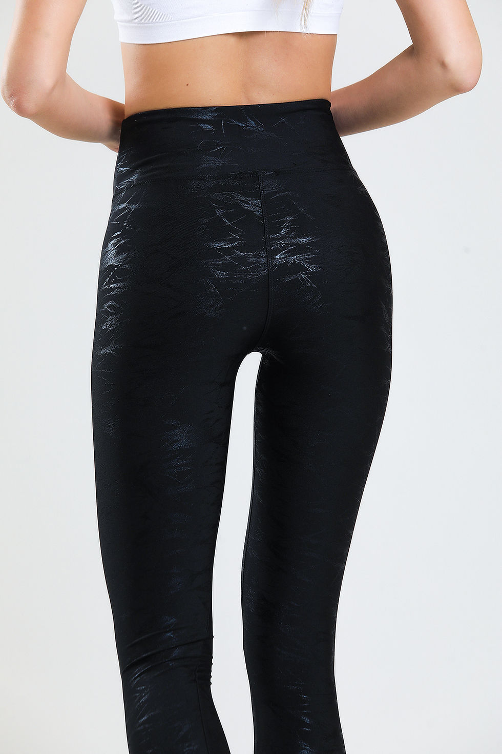 Миниатюра: 2305