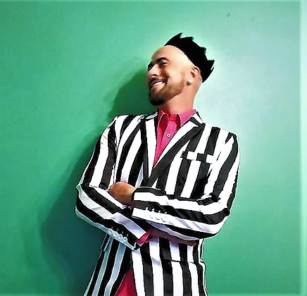 headshoot 3 (2)_edited.png