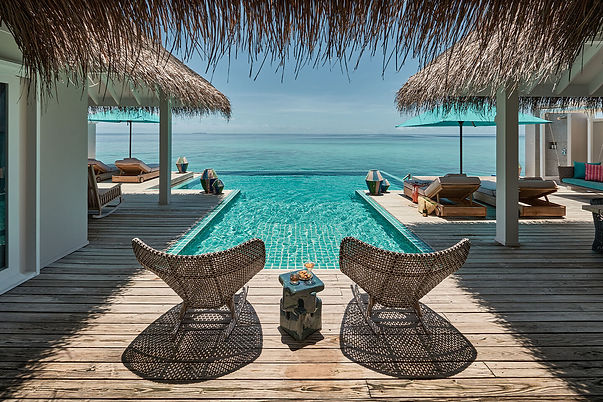 luxury-resort-maldives-finolhu-rooms-rockstar-villa-terrace-seats-by-the-pool-2.jpg