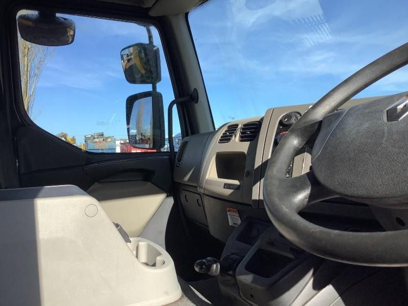 Thumbnail: RENAULT MIDLUM 4X2 CURTAINSIDER 2012