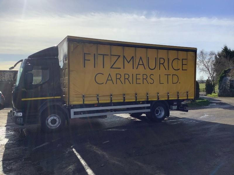 Thumbnail: RENAULT MIDLUM 4X2 CURTAINSIDER 2012