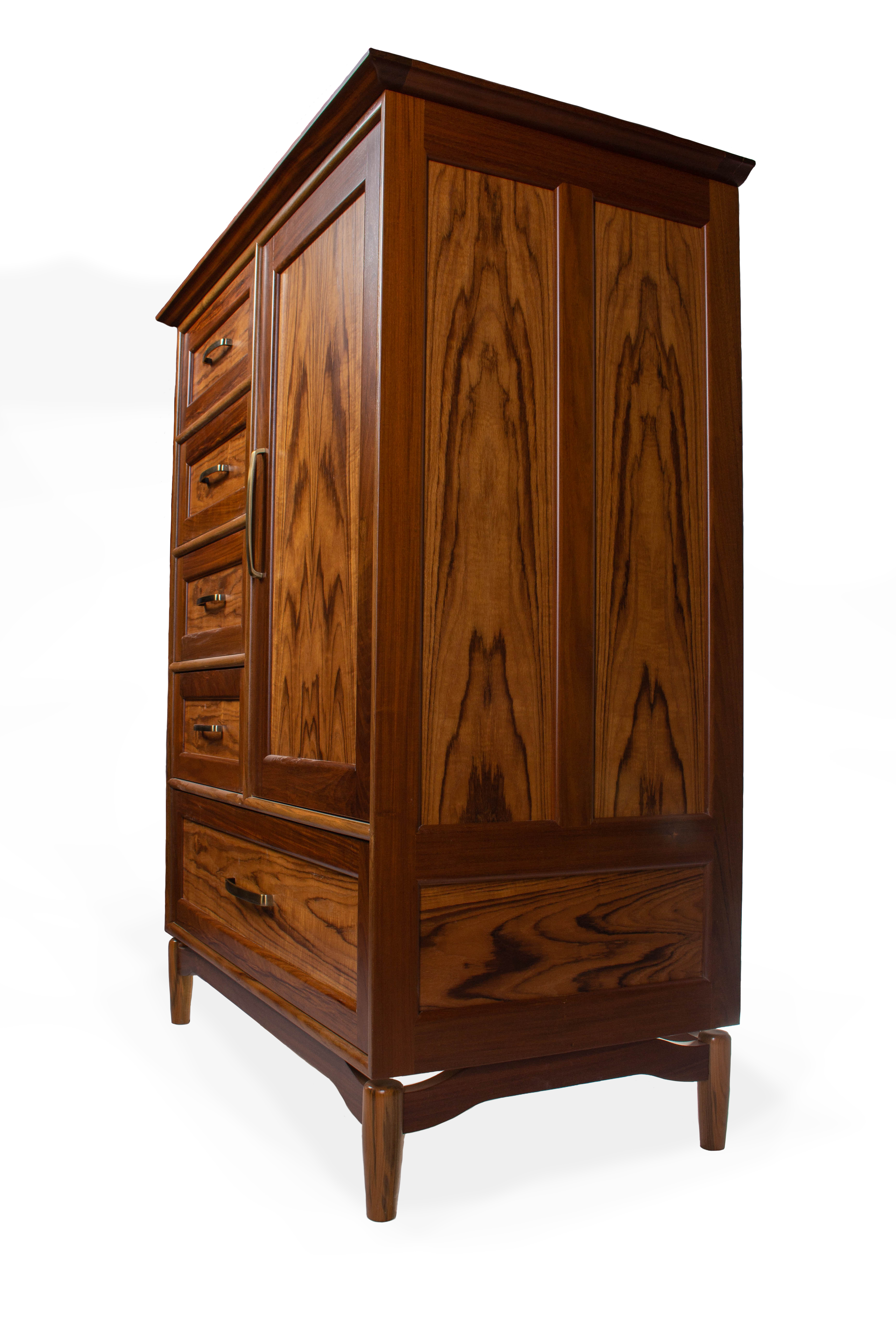 Chifforobe