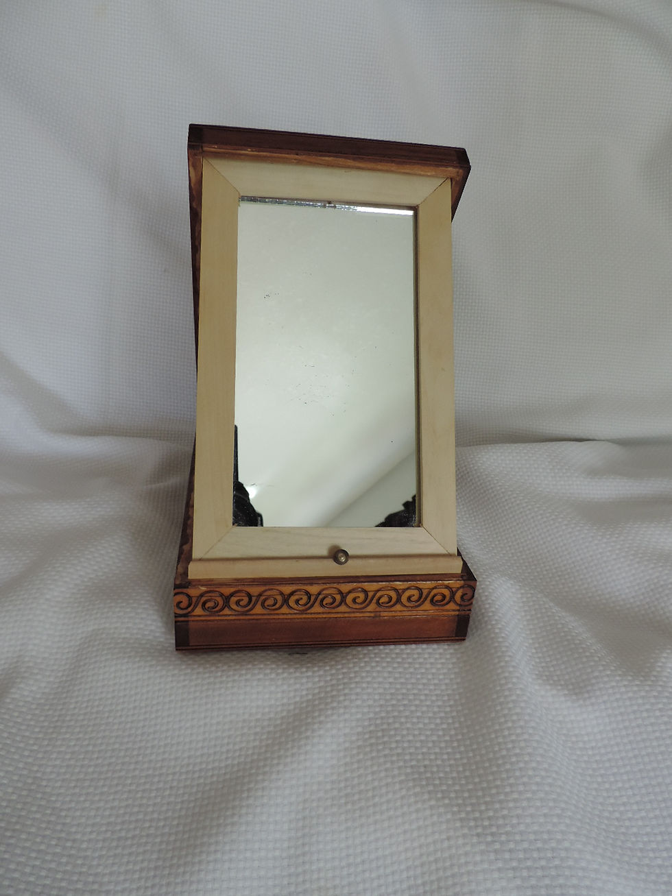 Thumbnail: Beautifully Carved Wooden Hinged Box