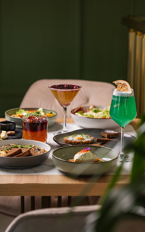 Їжа на напої ресторану Hide Park