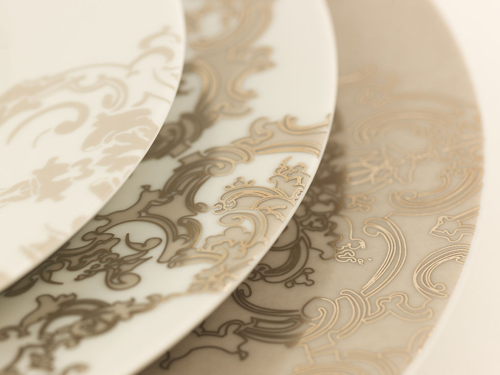 Thumbnail: Royalis Porcelain Set - Gold