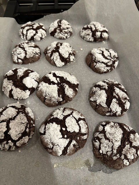Chocolate Cool Whip Cookies