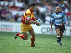 香港欖球總會宣佈「香港國際七人欖球賽」Magnificent 7 首兩位登上香港榮譽冊的球員:中國欖球先生 – 張志強, 及自2000年起的香港得分記錄保持者 – 英格蘭的高靈士( Ben Golli