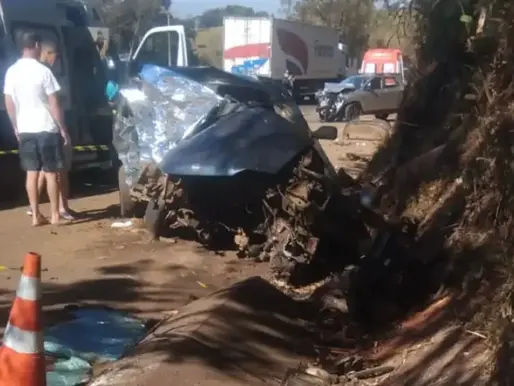 Acidente na BR-040 em Congonhas resulta em duas mortes e dois feridos