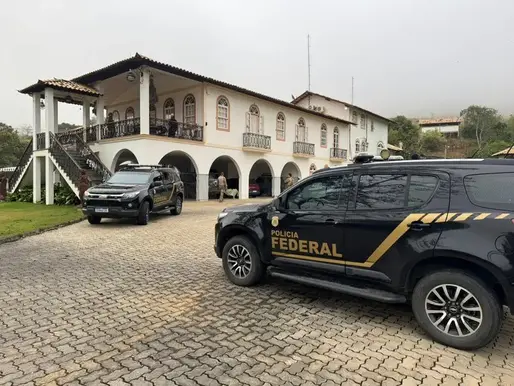 Operação da Polícia Federal combate organização criminosa envolvida em mineração ilegal e corrupção em MG