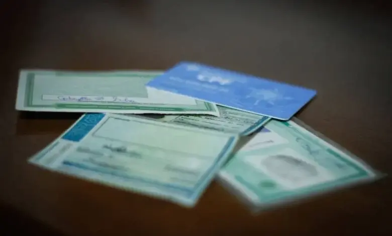 Mulher é presa ao tentar abrir conta bancária com documentos falsos em Mariana