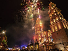Fiebre mundialista arranca en Morelia con edición especial del encendido de Catedral