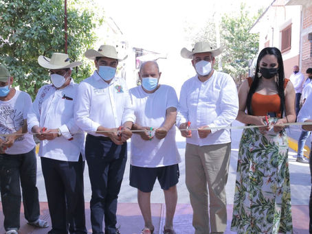 Inaugura Bedolla obras por 2 mdp en Huetamo