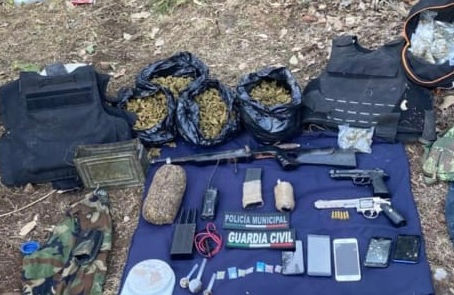 Desmantelan campamento clandestino con armas en Jacona