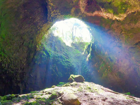 Este verano descubre el misterioso Cerro Hueco de Quiroga
