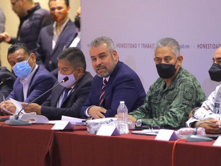 Gobernador Bedolla firma acuerdo de coordinación en seguridad con municipios