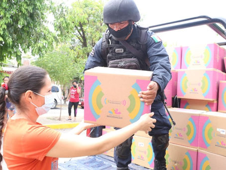 "Una despensa nos ayuda mucho en estos momentos que no podemos salir a trabajar"