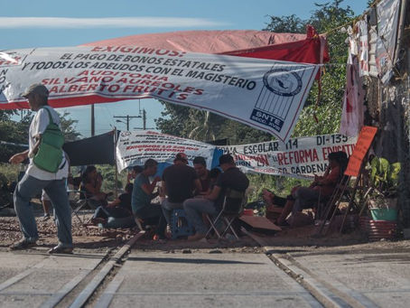 Maestros michoacanos suman otra quincena más sin pago