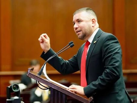 Plantea Reyes Galindo que cargo de secretario de ayuntamiento sea encabezado por profesionistas