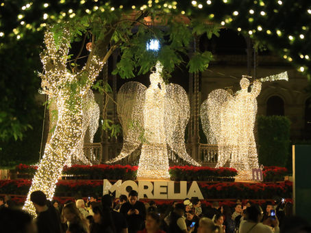 Alfonso Martínez inaugura una Mágica Navidad