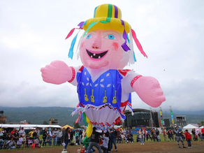 Viaja este fin a Paracho y disfruta de su Cantoya, Fiesta y Color