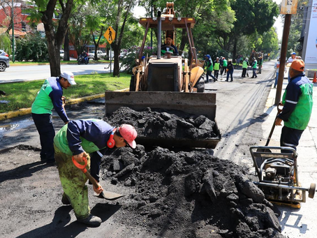 Atiende Gobierno de Morelia reporte ciudadano de bacheo en Av. Camelinas