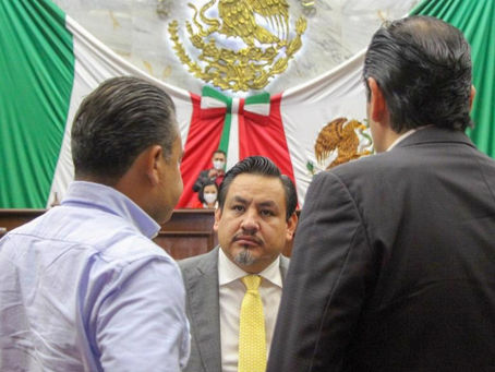 Víctor Manríquez propone mayor protección y ampliar derechos a migrantes
