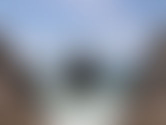 El “dedo de Dios” apunta al cielo desde esta playa de Michoacán