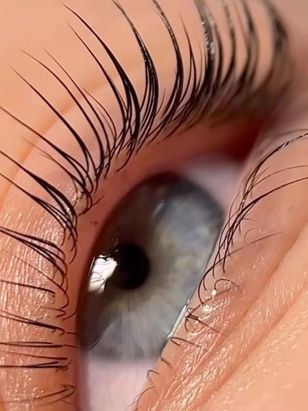 Lash lifting 