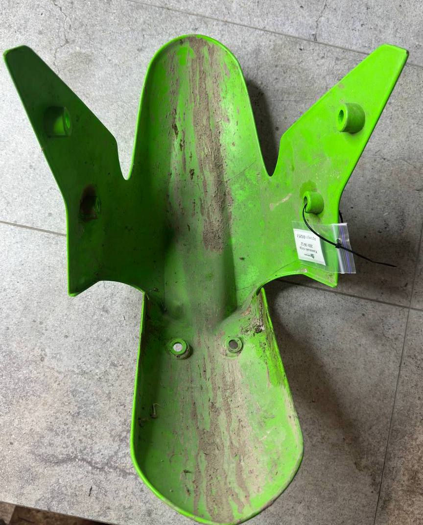 Thumbnail: Бризговик Kawasaki Ninja 250r, 08-12 35004-007-9H8