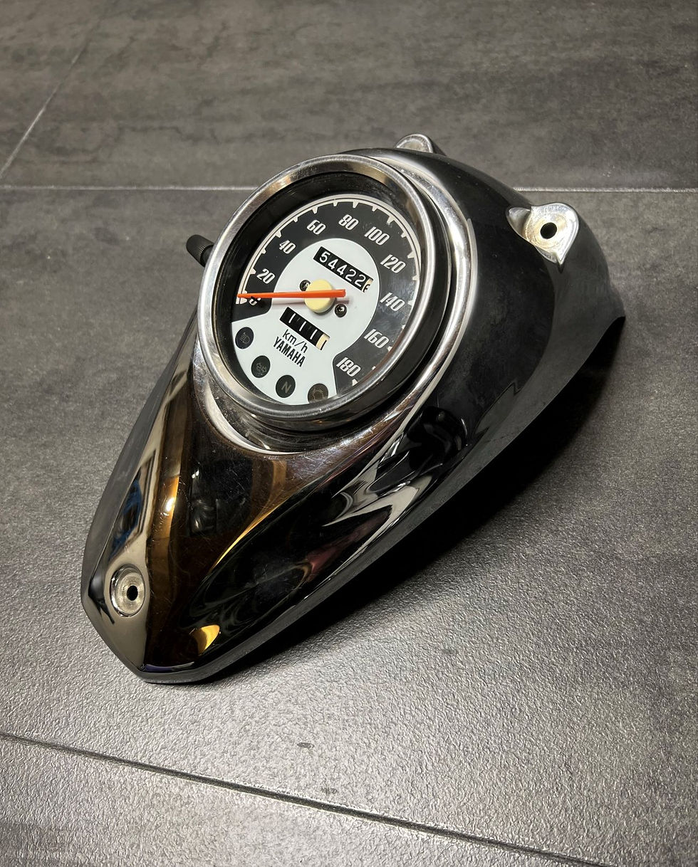 Thumbnail: Накладка на бак Yamahaxvs 400,650 Drag star 96-04 4TR-2171A-00-00