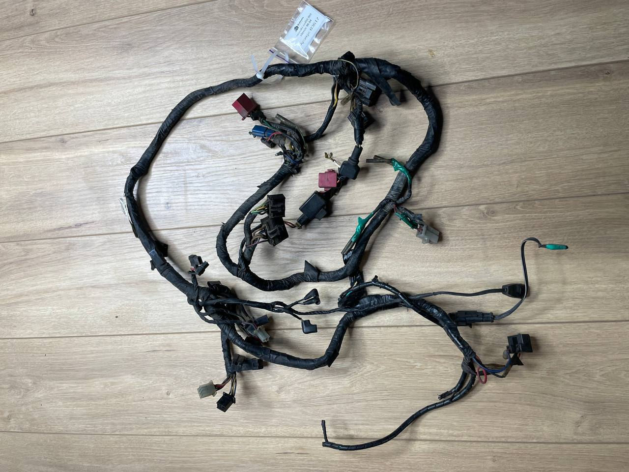 Проводка Kawasaki Vn 400,800 1996-2004 26030-1437