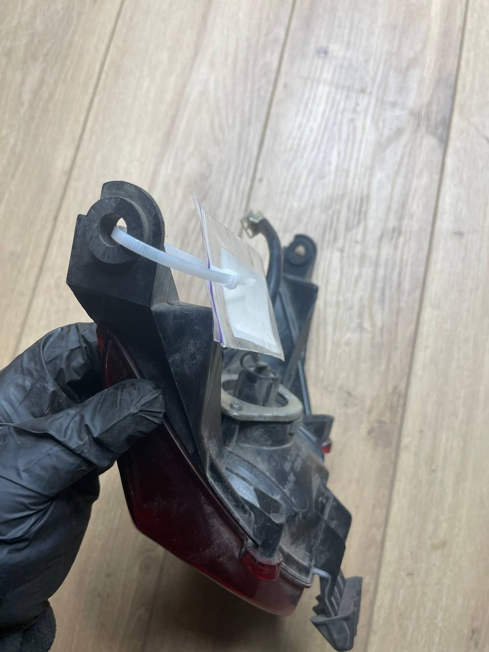 Миниатюра: Задній стоп  Suzuki Gsf 650 , 08-12 35710-38G-51000