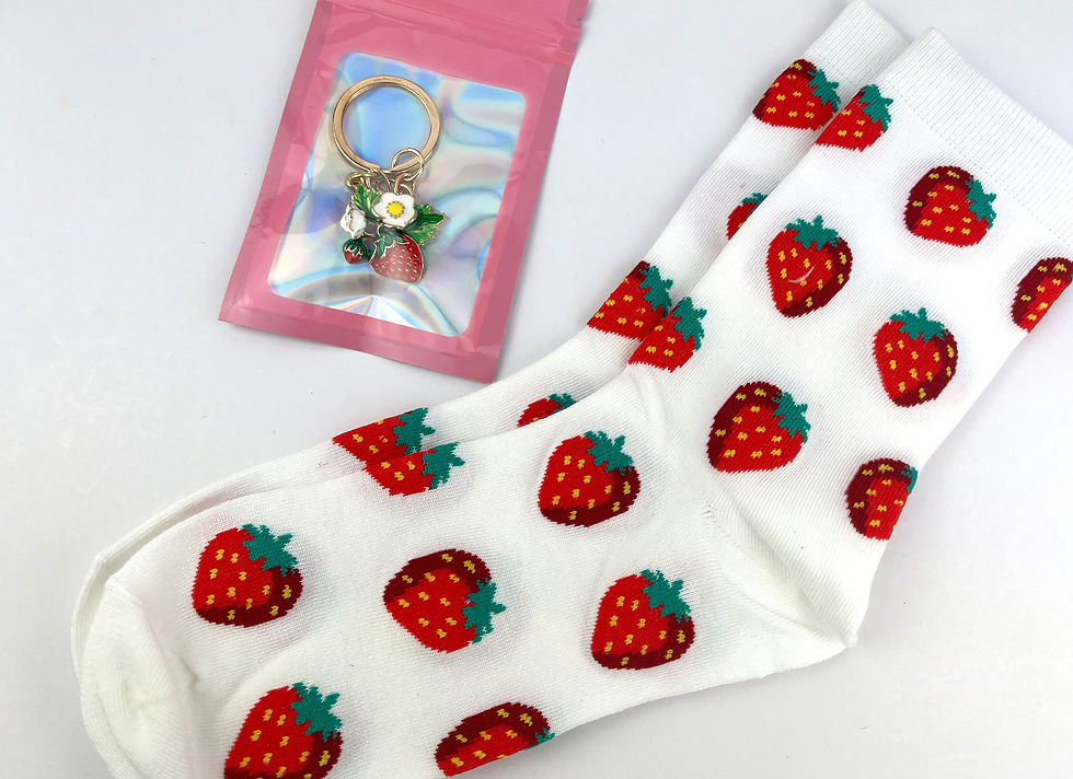 Thumbnail: Strawberry Sweetheart Book Box