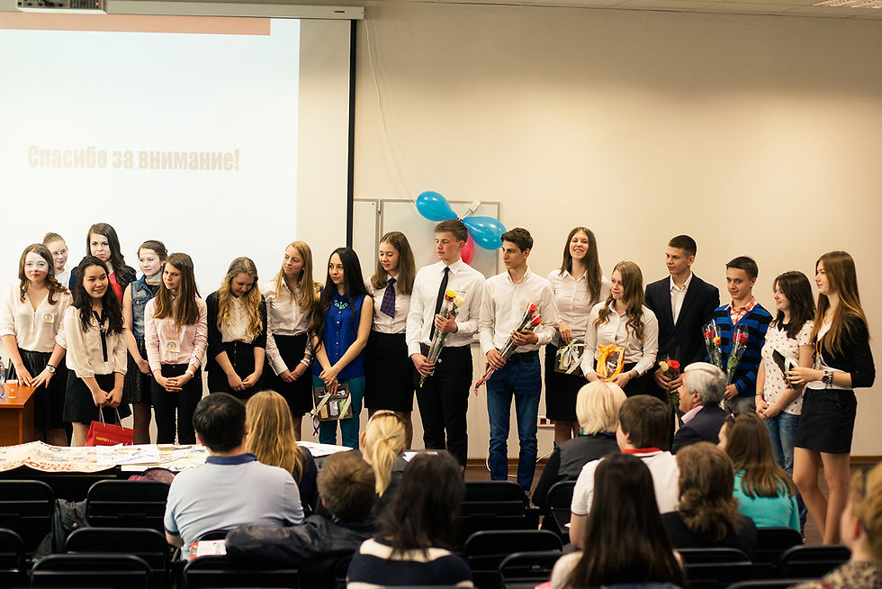 Выпускники