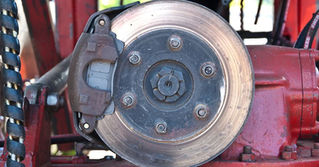 BRAKE ROTOR REPLACEMENT OR RESURFACING: WHAT’S THE BETTER CHOICE FOR YOU?