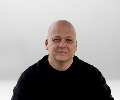 ProfilePhotos - 1 (2)_edited_edited.jpg