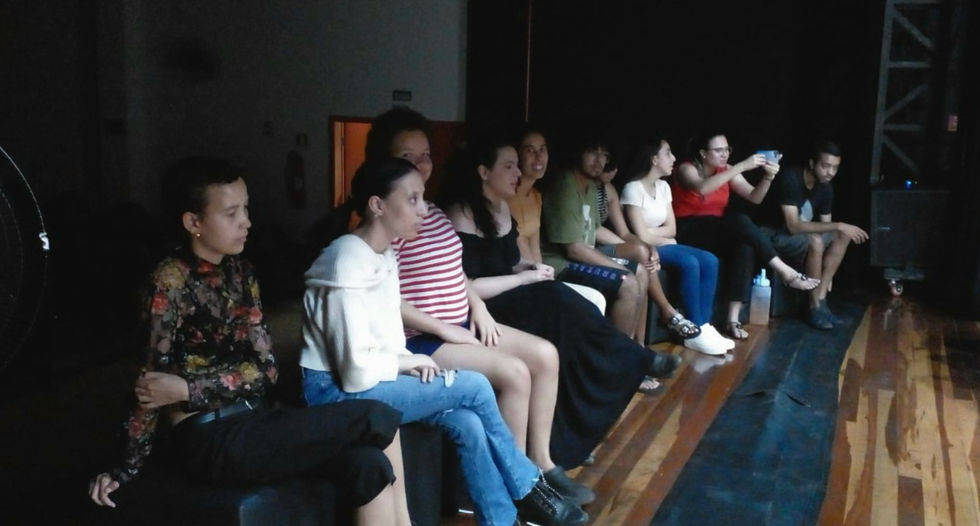 Alunos oficina A Escrita da Luz e Movimento